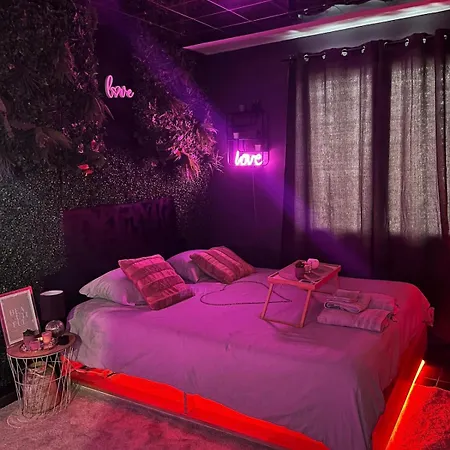 Jacuzzi Cocoon On Mante La Jolie Daire